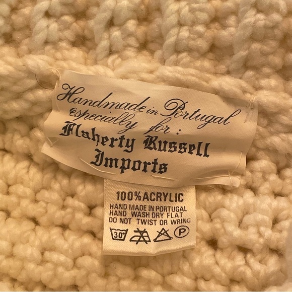 Handmade in Portugal Flaherty Russell Imports chunky knit sweater - Picture 3 of 8